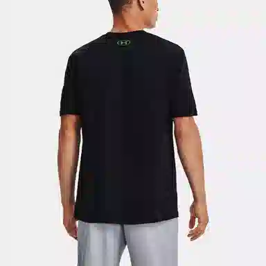 Under Armour T