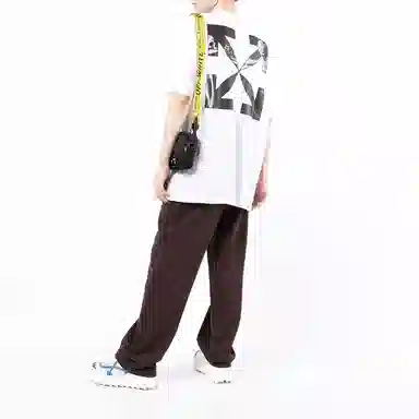 OFF-WHITE Arrow Print T-Shirt