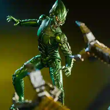Hot Toys Green Goblin Action Figure