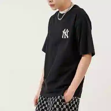 MLB T