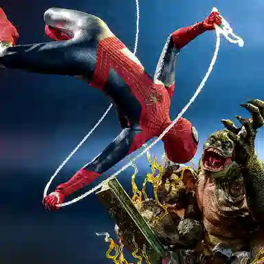 Hot Toys Spider-Man Amazing 2 Action Figure