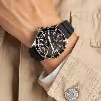 EMPORIO ARMANI 42mm AR60062