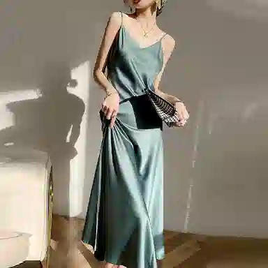 【dme】 纯色休闲收腰吊带连衣裙