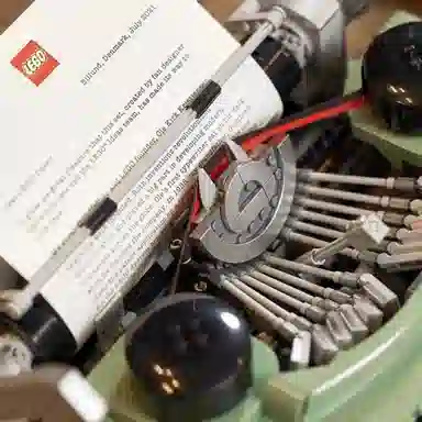 LEGO Ideas Typewriter 21327