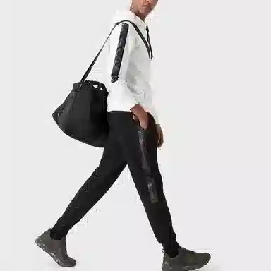 EMPORIO ARMANI FW22 Logo