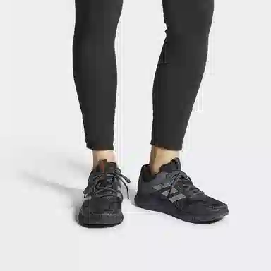 adidas Aerobounce ST 2