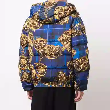 VERSACE