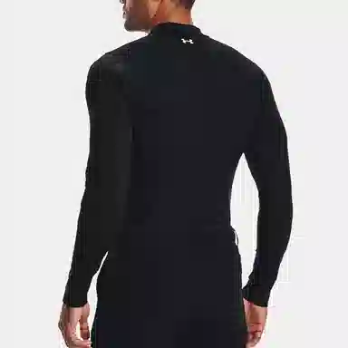 Under Armour T