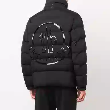 Moncler FW21 logo