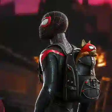 Hot Toys 16