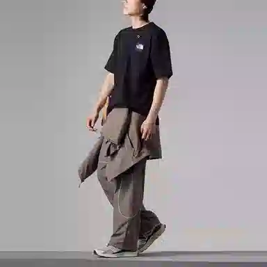 THE NORTH FACE Urban Exploration Logo T