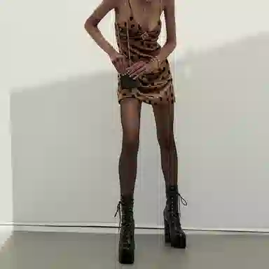 SAINT LAURENT SS22 V