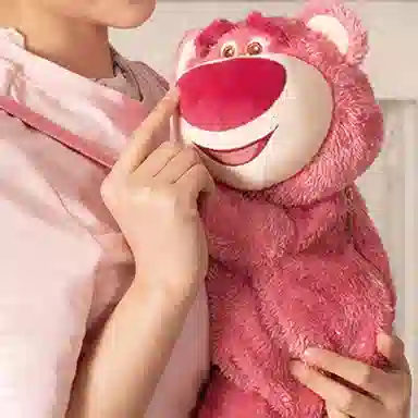 九木杂物社 草莓熊系列 迪士尼 草莓熊包 毛绒双肩包 玩偶周边