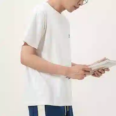 New Balance Logo T