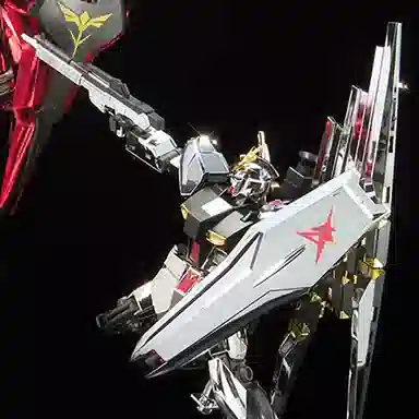 BANDAI HG 1144 vs 13cm