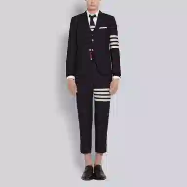 THOM BROWNE