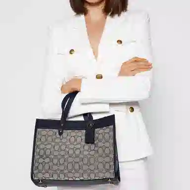 COACH Field 30 Navy Floral