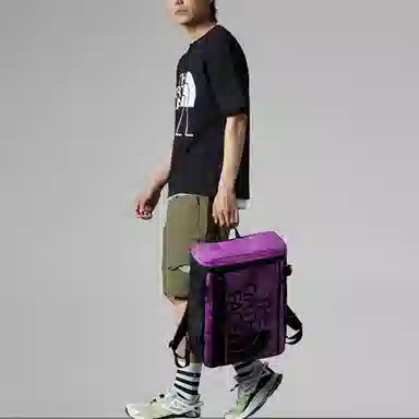 THE NORTH FACE UE FW23 Logo T