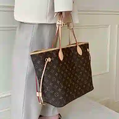 LV Neverfull