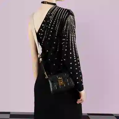 Gucci GG Matelassé Black