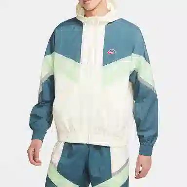 Nike Windrunner Sail