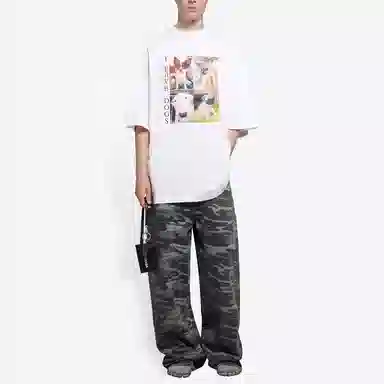 Balenciaga T