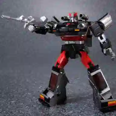TAKARA TOMY Masterpiece MP-18