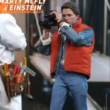 Hot Toys Marty McFly Back to the Future 2.0