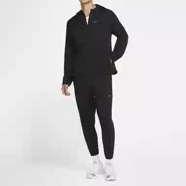 Nike Therma Essential