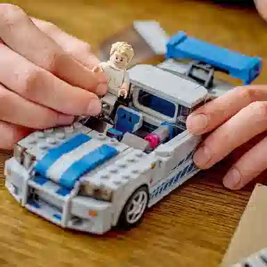 LEGO Nissan Skyline GT-R (R34)