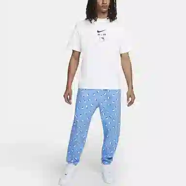 Nike Hello Kitty Hello Kitty T