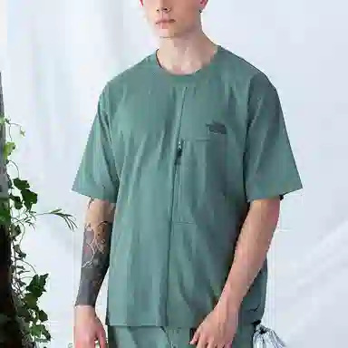 THE NORTH FACE Ss Crew Top logoT