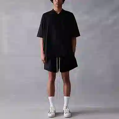 Fear of God Essentials SS23 V-Neck Jet Black