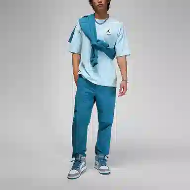 Jordan Flight Essential Logo T