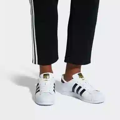 adidas Superstar