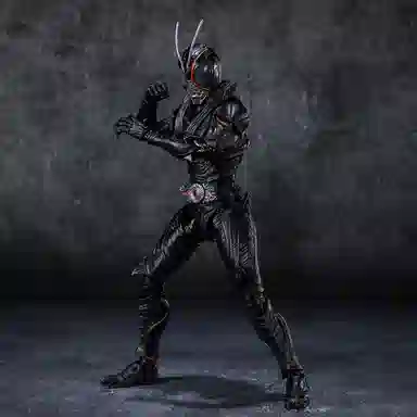 BANDAI S.H.Figuarts Black 15cm