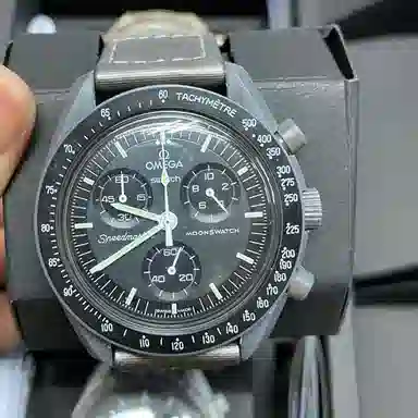 Swatch x Omega SO33A100