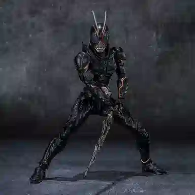 BANDAI S.H.Figuarts Black 15cm