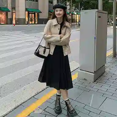 小镇姗姗 纯色休闲长袖宽松夹克外套 女款