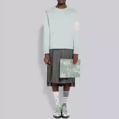 THOM BROWNE T