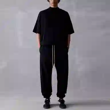 Fear of God Essentials SS23 Sweatpant Jet Black