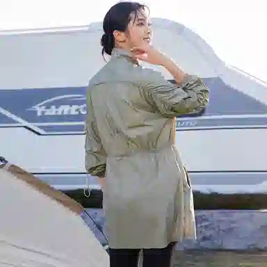 探路者 纯色轻薄防泼水透气无帽皮肤衣 女款