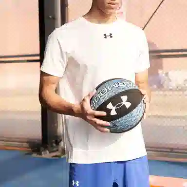 Under Armour logo T