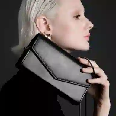 INJOYLIFE Mini Chain Shoulder Bag Black