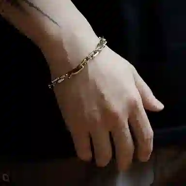 Empress 47 CIRCULATION Bracelet