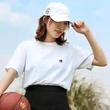 Champion T