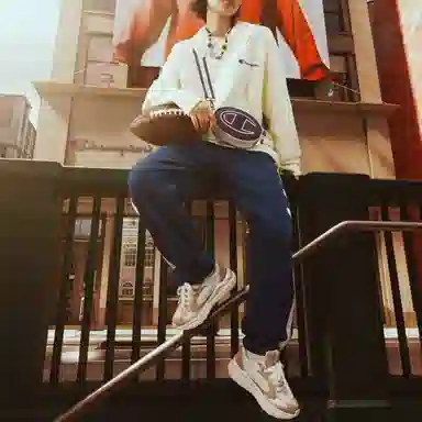 Champion x POP MART SS23 Embroidered Logo Pullover