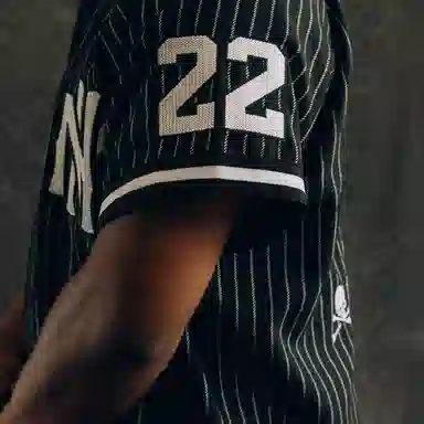 Mitchell Ness x MASTERMIND FW22 LogoT