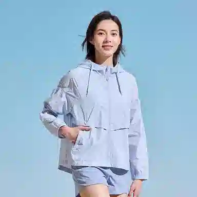 探路者 轻薄透气连帽防晒衣 女款