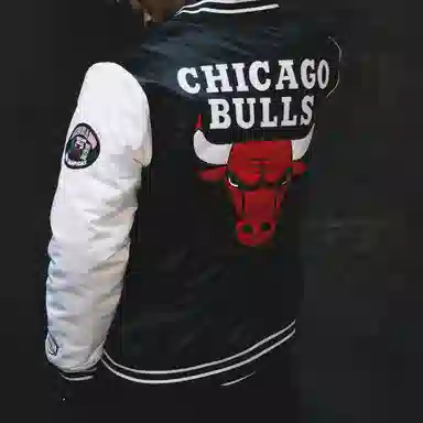 Mitchell Ness FW22 NBALogo